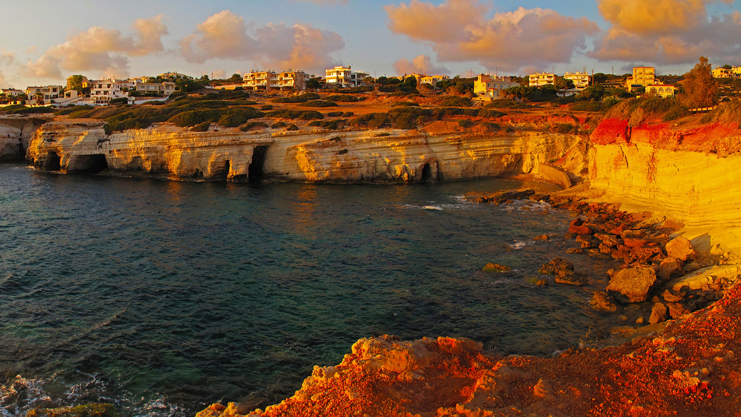 388560-svetik_2560x1440.jpg