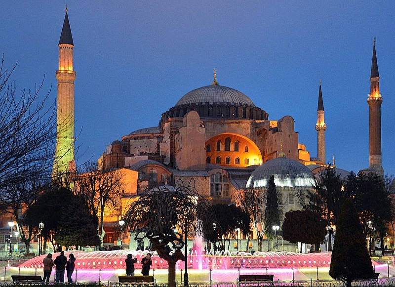 تور لحظه آخری استانبول 